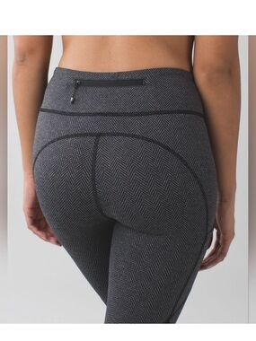 lululemon athletica Black and Gray Herringbone Leggings